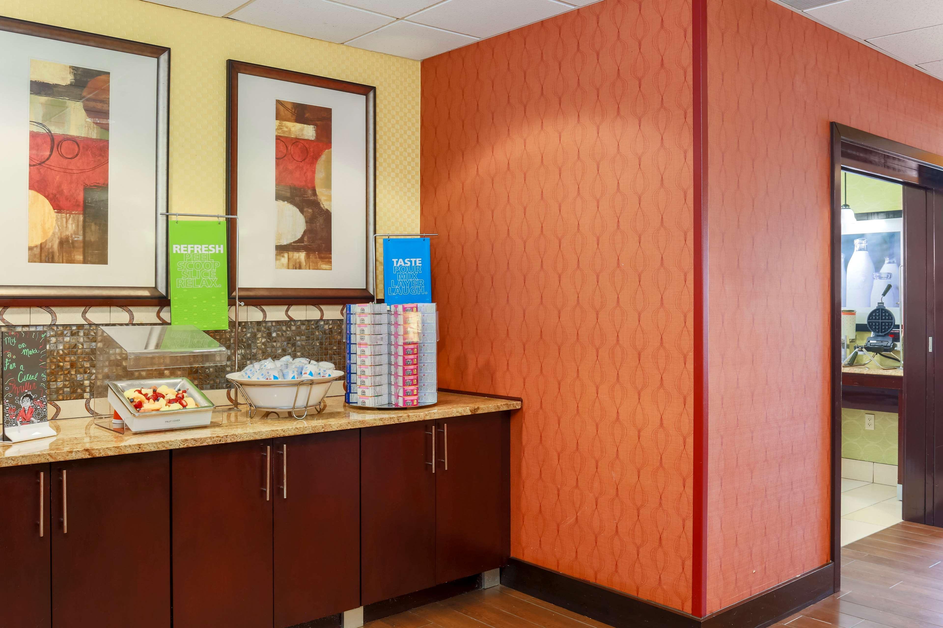 Hampton Inn Memphis-Walnut Grove/Baptist East Luaran gambar